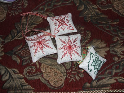 Xmas cross stitch ornies