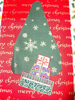 Detail of the tree with the presents