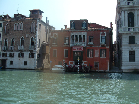 Italy 13 - hotel front