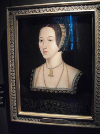 London - Hampton Anne