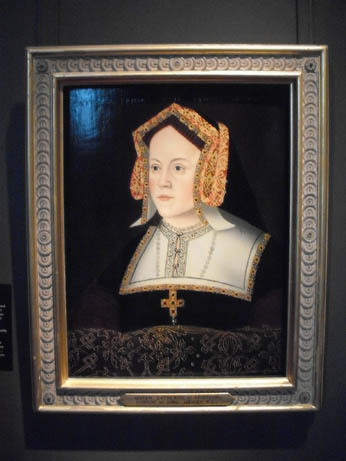 London - Hampton Catherine