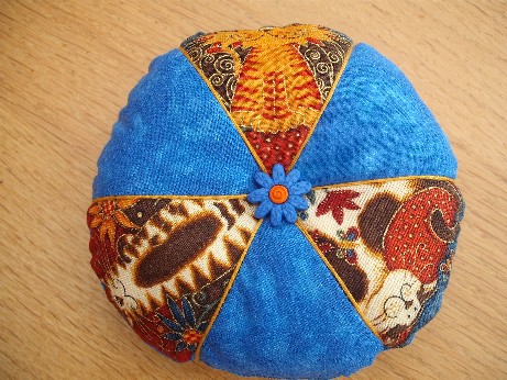 pincushion-cat fabric