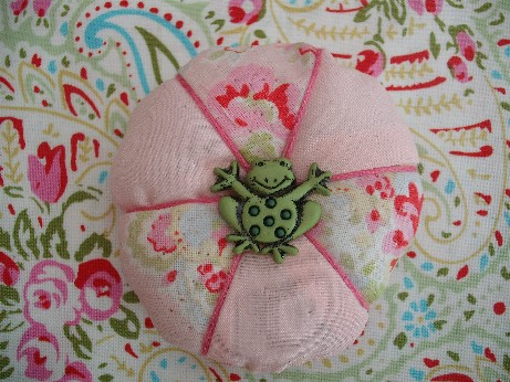 pincushion - Ellie's frog