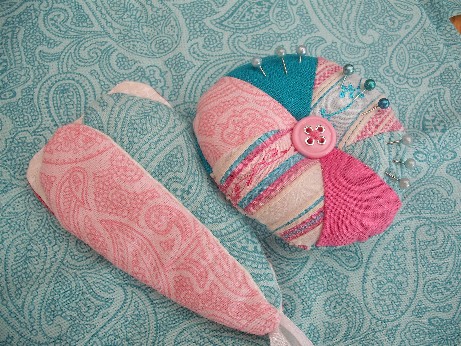 pincushion - put em ins