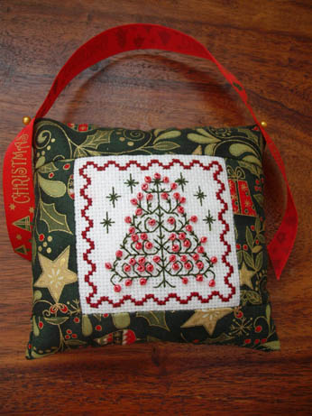 Xmas tree ornie - Sept front