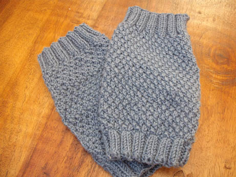 Blue Moss Stitch Wristwarmers Blue Moss Stitch Wristwarmers