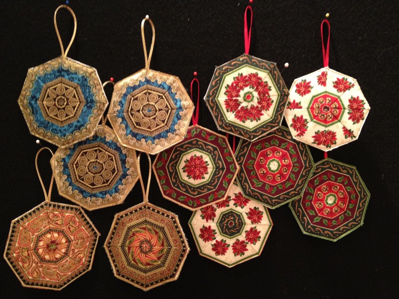 Fussy cut ornaments Lynn Croswell