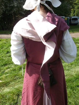 Caldicot E chaperon detail 2