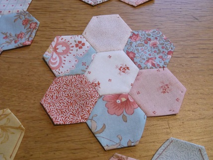 hexis Printemps set close up 1