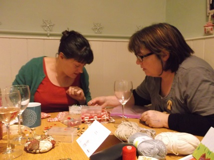 Crafternoon 2 - choosing buttons