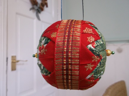 quilted xmas ornie 3