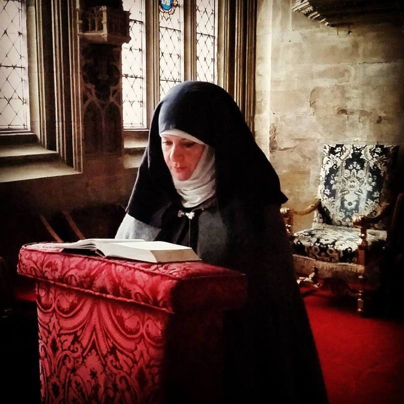 Alison at Lincoln - praying red kneeler