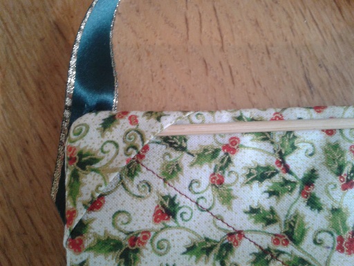 Elefantz Xmas ornament for Made Up - detail 3