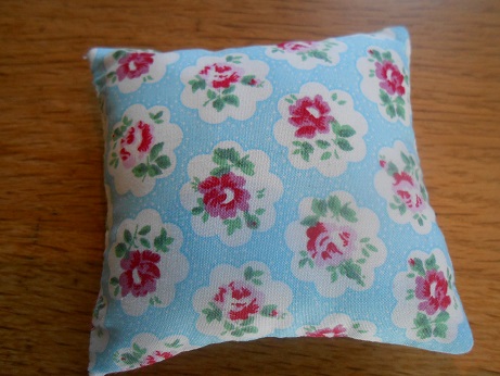 Pincushion Party 2 - Stripey back