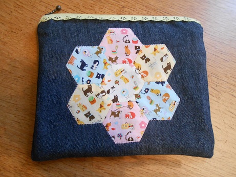 zipper-pouch-1