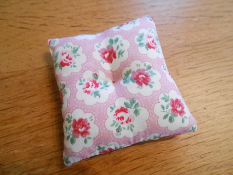 pink-and-multi-cushion-2
