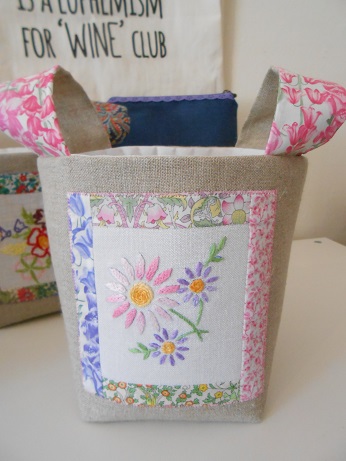 July bags and pouches 15