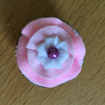 Felt cake 1