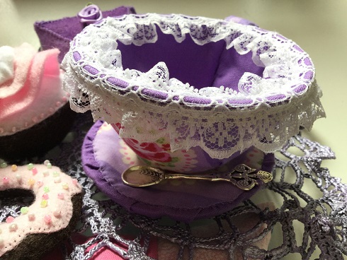 Tea party hat 3