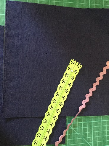 Embroidered pouch March 1