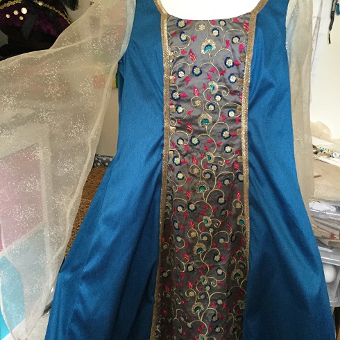 Sarah's dress finished 3